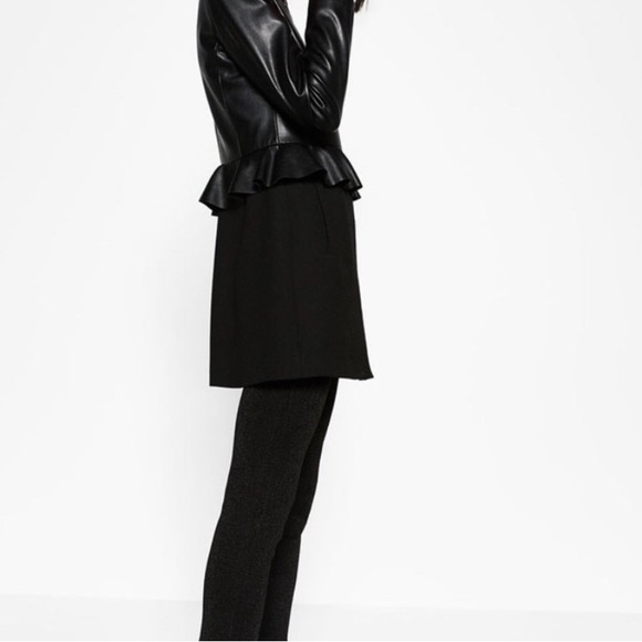 ✨NWT✨ Zara Basic Peplum Contrast Leather Jacket - Picture 3 of 4